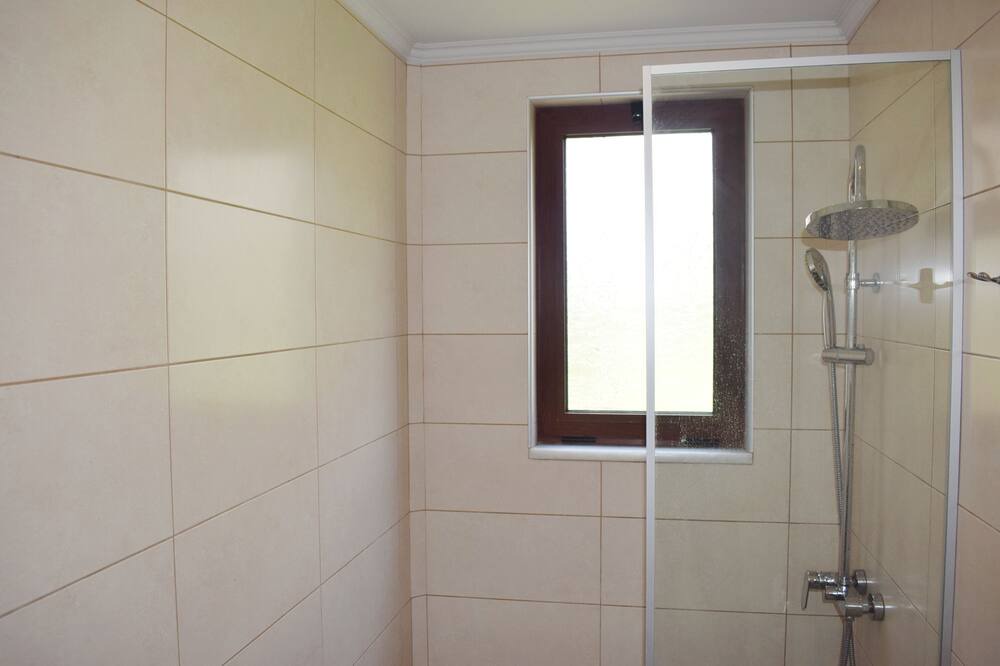 Photo of Bathroom in Georgioupolis