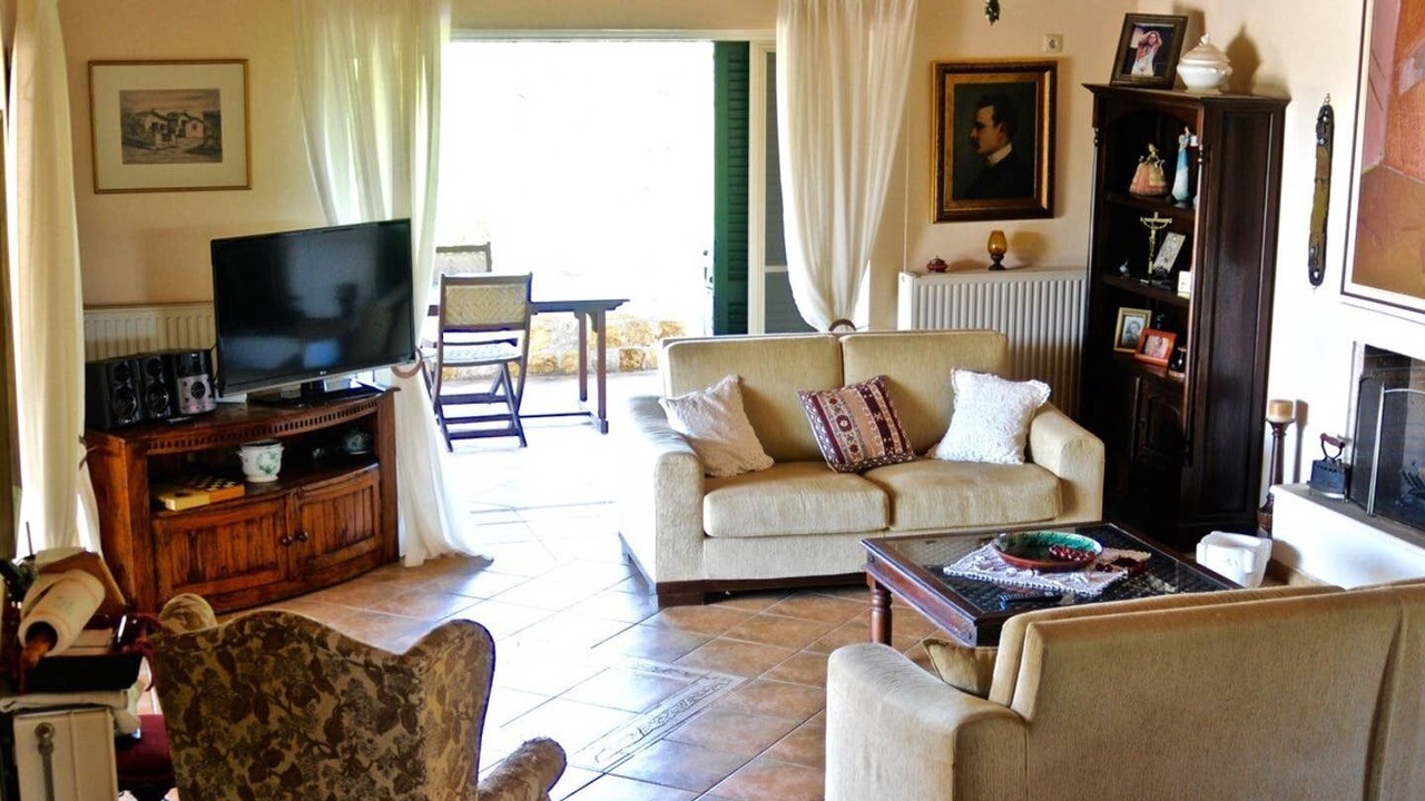 Photo of Livingroom in Oropos