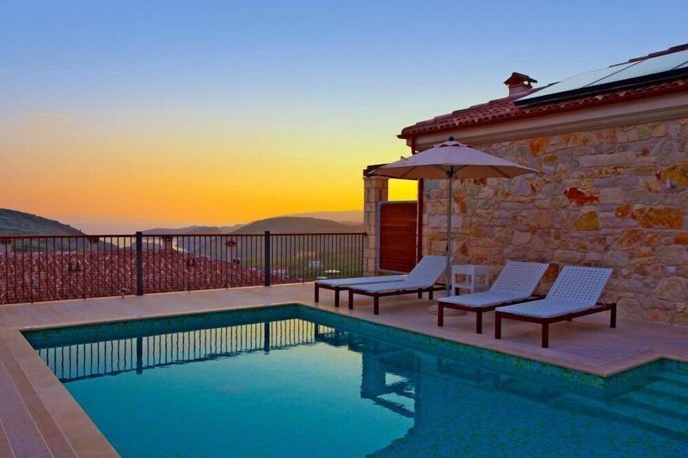 Photo of Outdoor in Parga