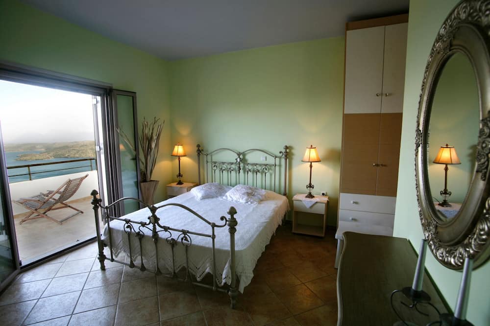Photo of Bedroom in Katokhorion