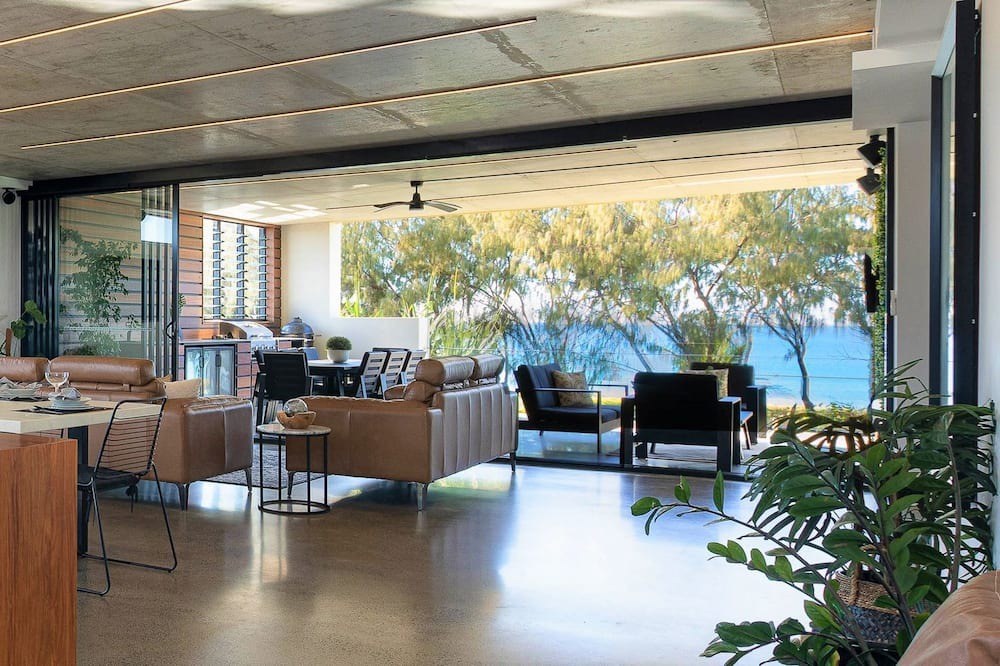 Photo of Livingroom in Mackay Harbour