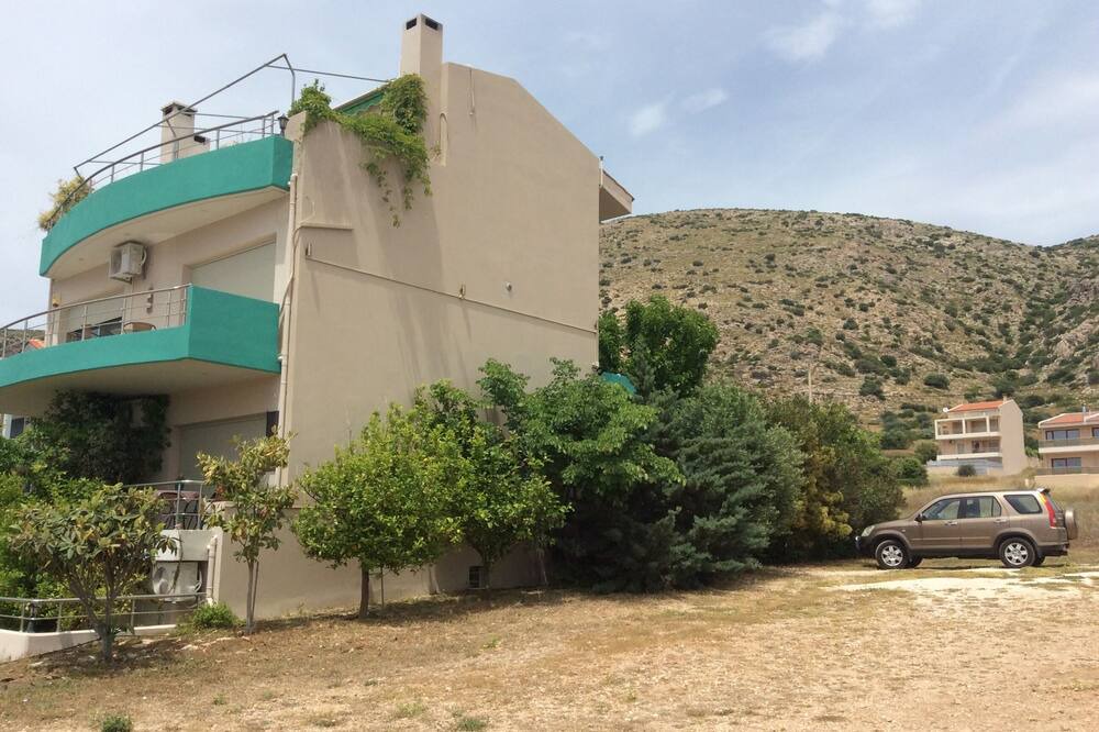 Photo of Outdoor in Charakas
