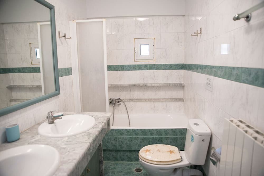 Photo of Bathroom in Kiato