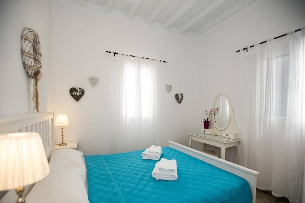 Photo of Bedroom in Kalafatis