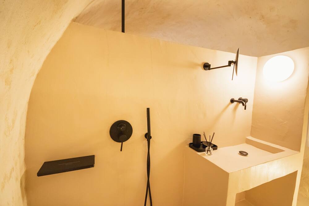Photo of Bathroom in Pylos