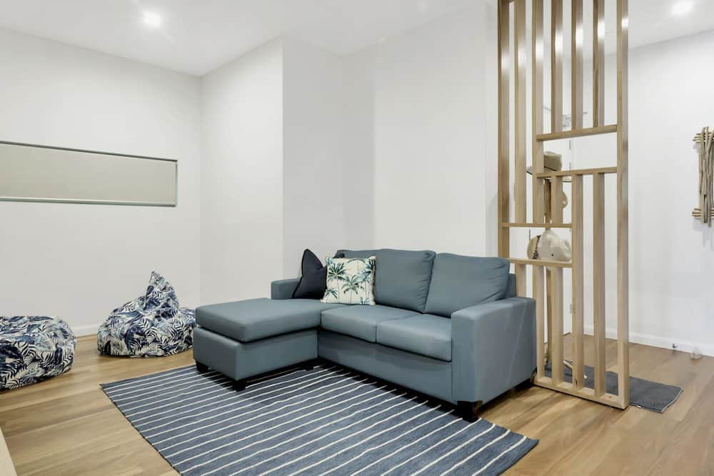 Photo of Livingroom in Currumbin