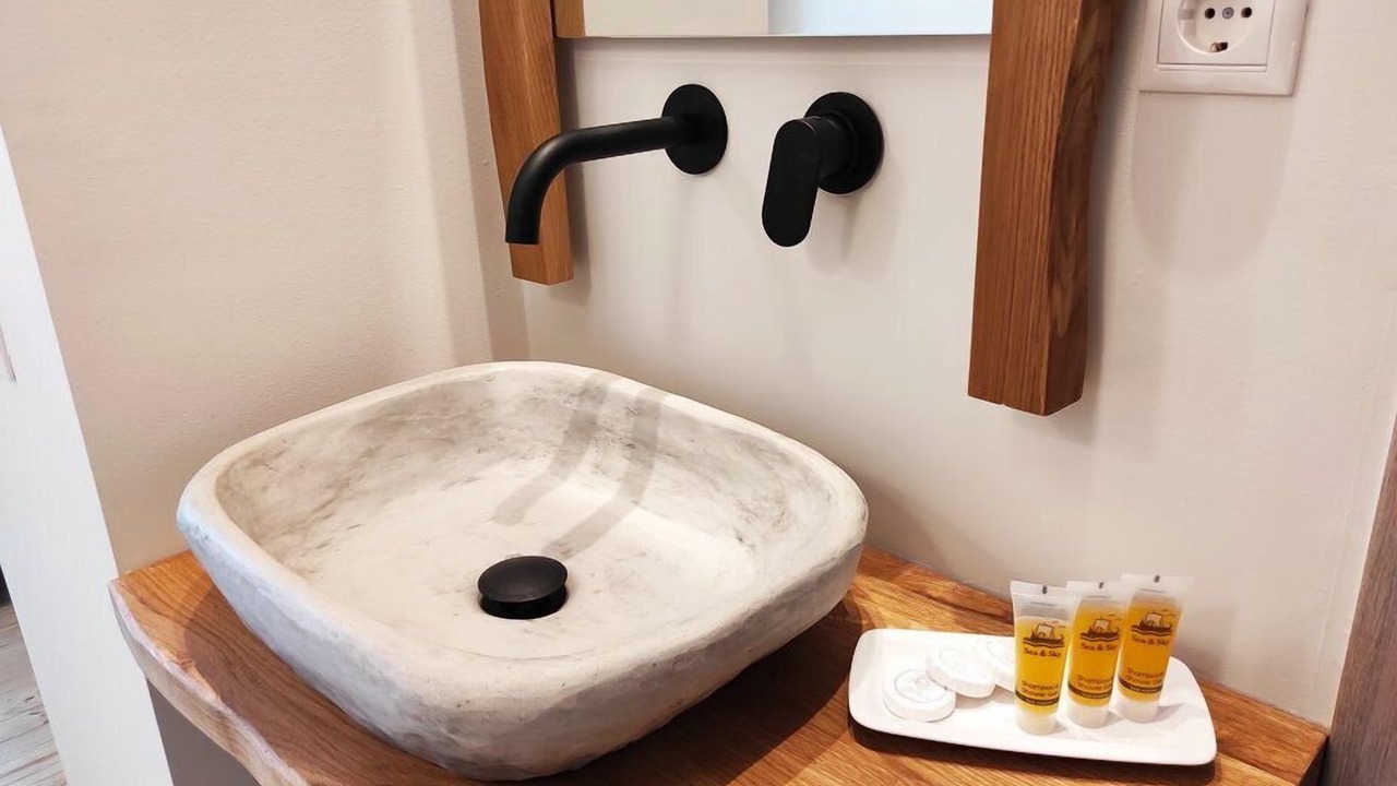 Photo of Bathroom in Karystos