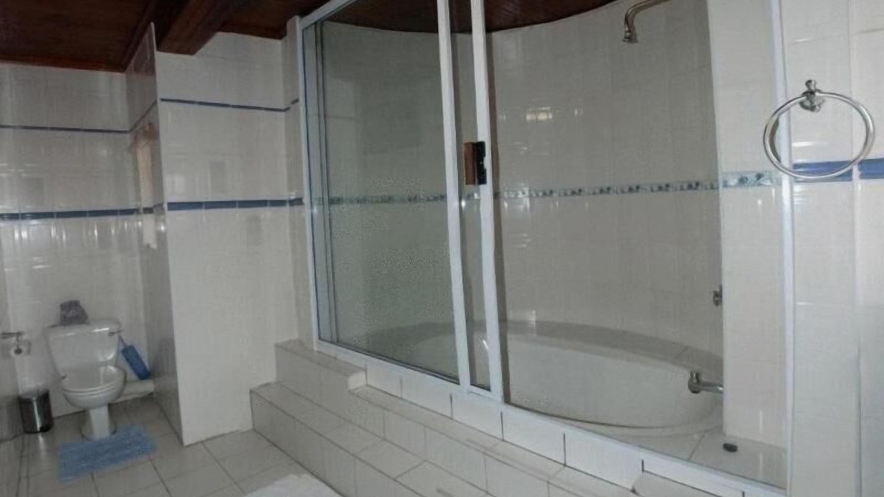Photo of Bathroom in Bluewater Bay