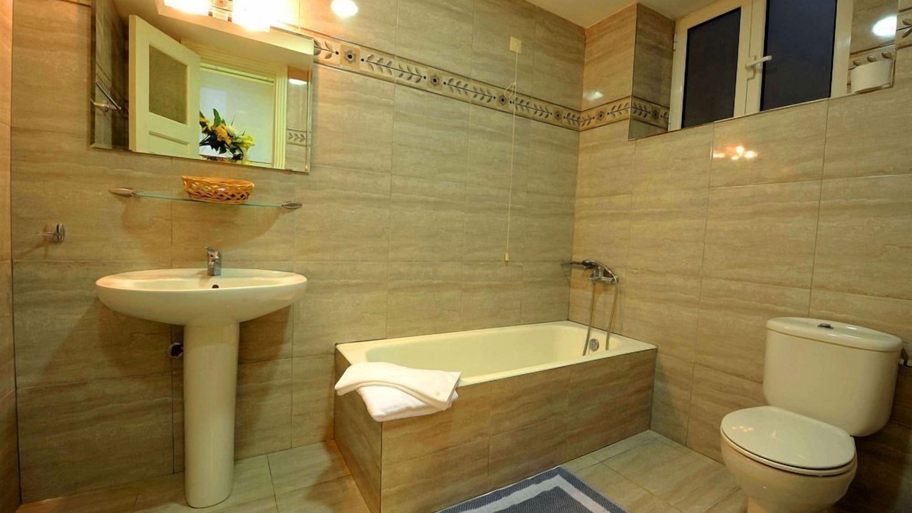 Photo of Bathroom in Loutra Edipsou