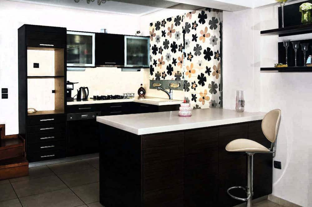 Photo of Kitchen in Elliniko-Argyroupoli