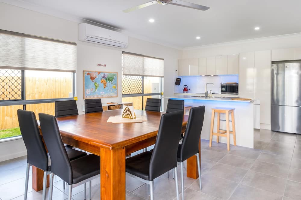 Photo of Kitchen in Trinity Beach