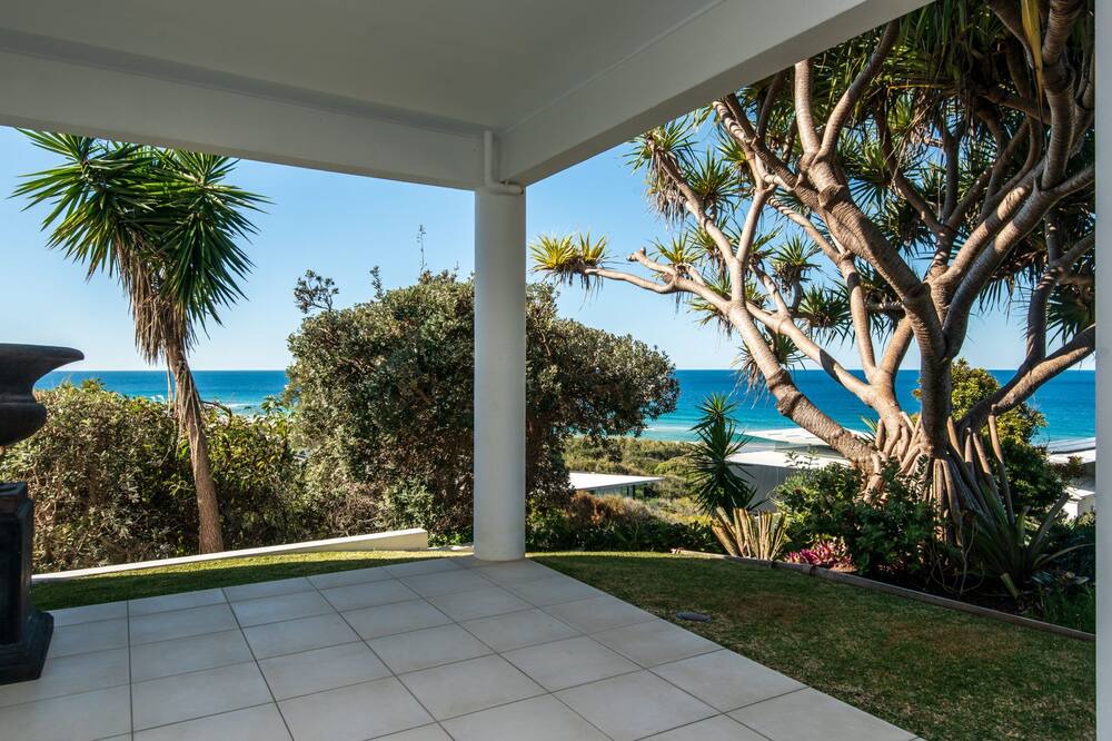Photo of Patio Balcony in Castaways Beach