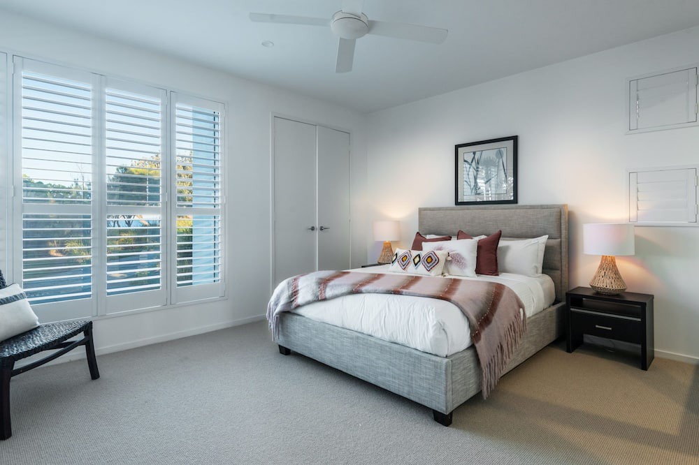 Photo of Bedroom in Castaways Beach