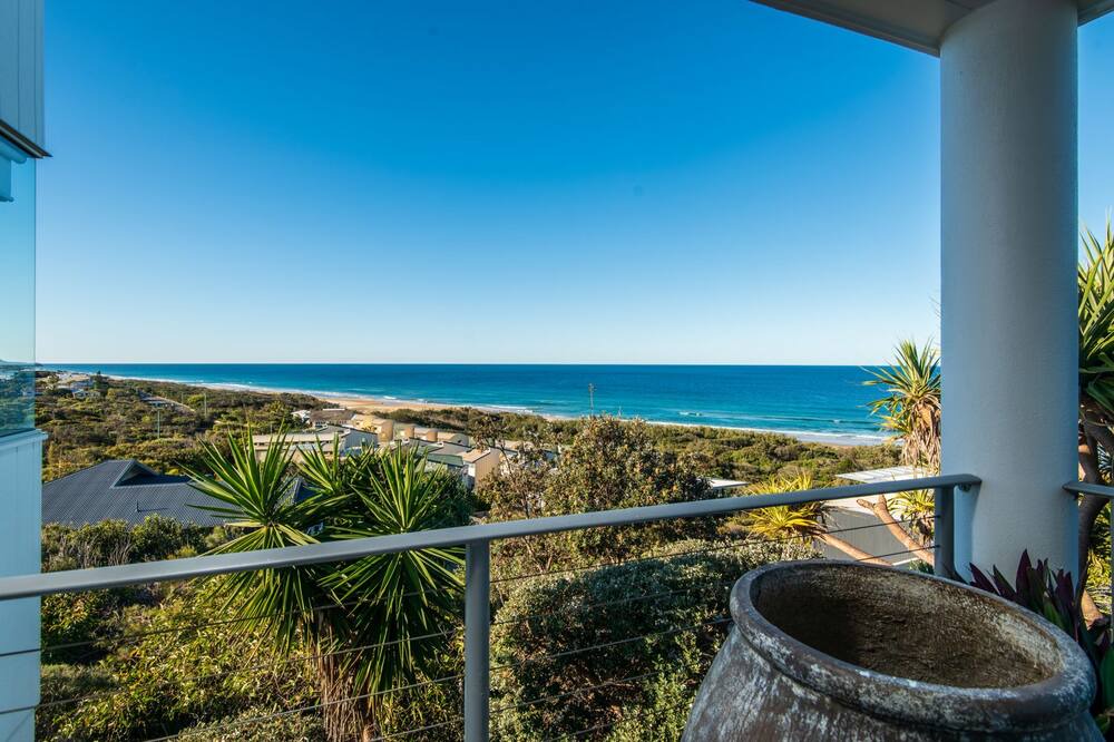 Photo of Patio Balcony in Castaways Beach