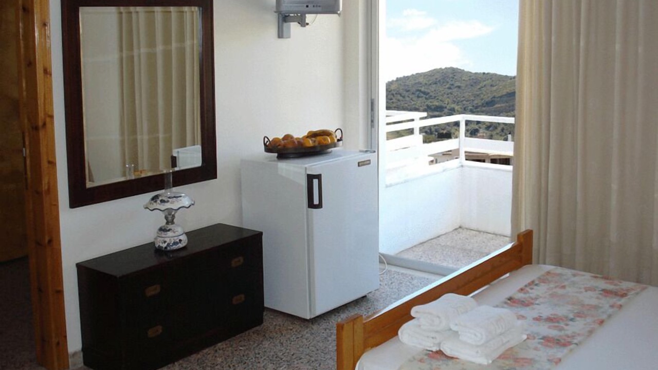 Photo of Bedroom in Neos Pirgos