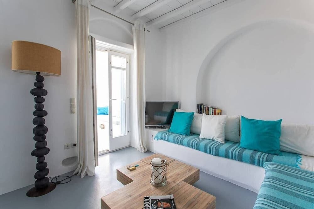 Photo of Livingroom in Panormos