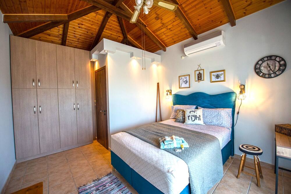 Photo of Bedroom in Agii Anargiri