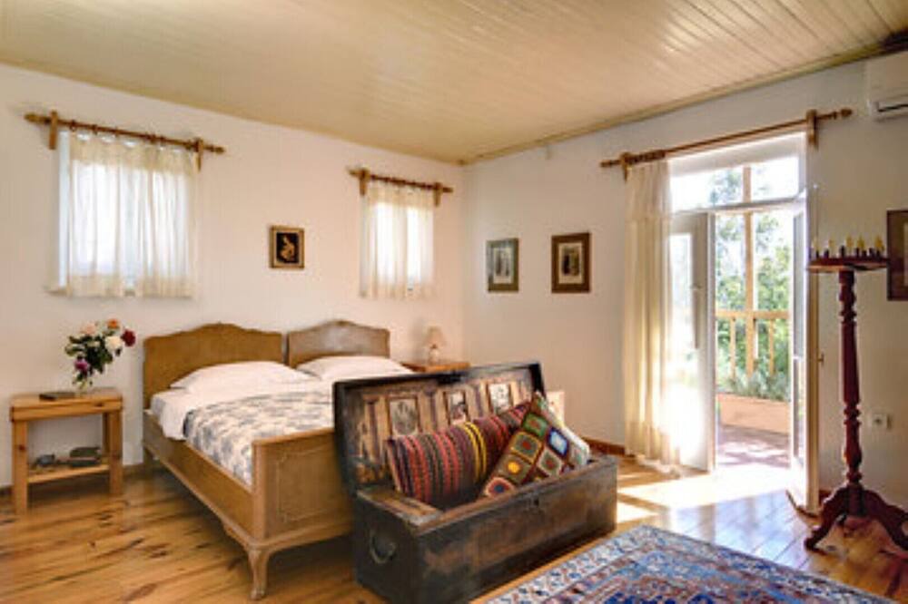 Photo of Bedroom in Agios Adrianos