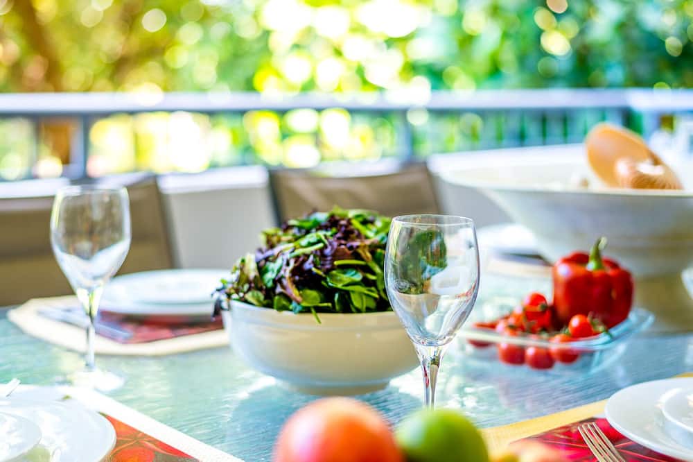Photo of Kitchen in Palm Cove