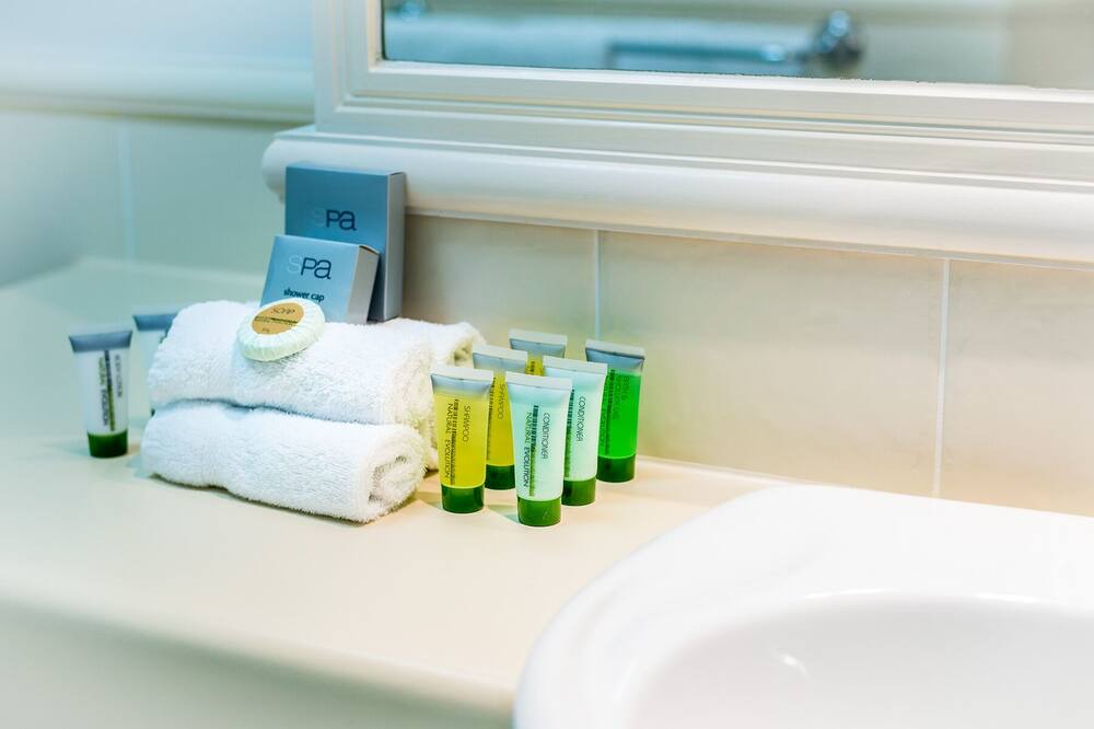 Photo of Bathroom in Palm Cove