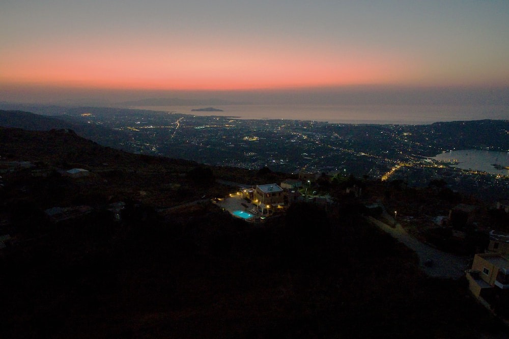 Photo of Outdoor in Malaxa