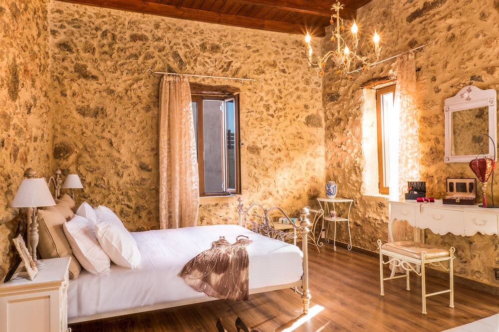 Photo of Bedroom in Malaxa