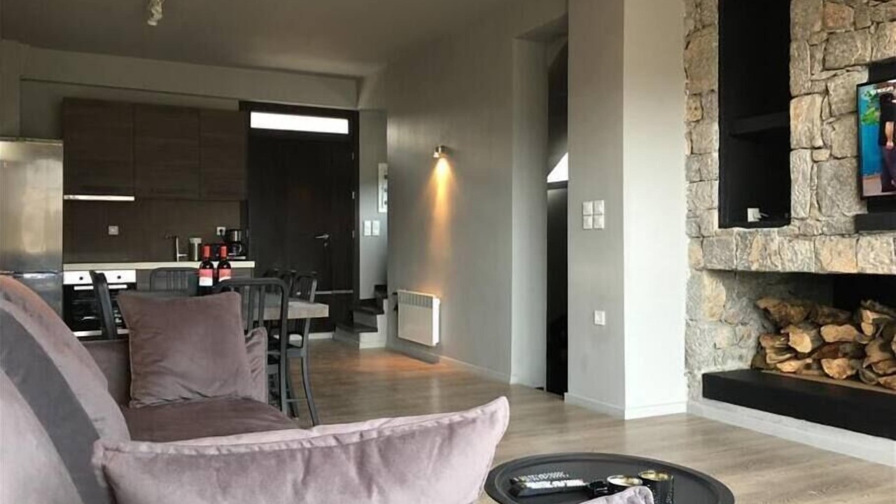 Photo of Livingroom in Kato Pedina