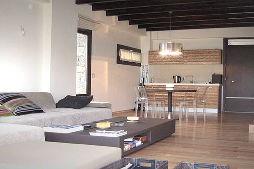 Photo of Livingroom in Kato Pedina