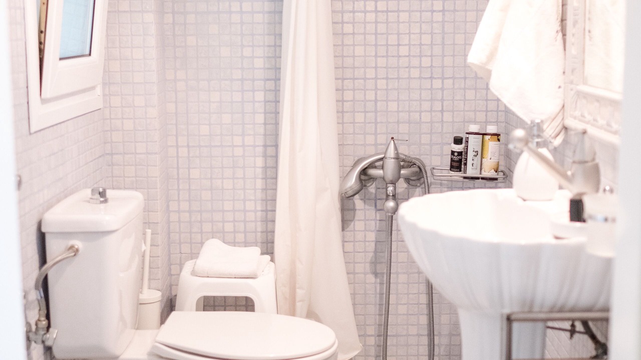 Photo of Bathroom in Nea Iraklitsa