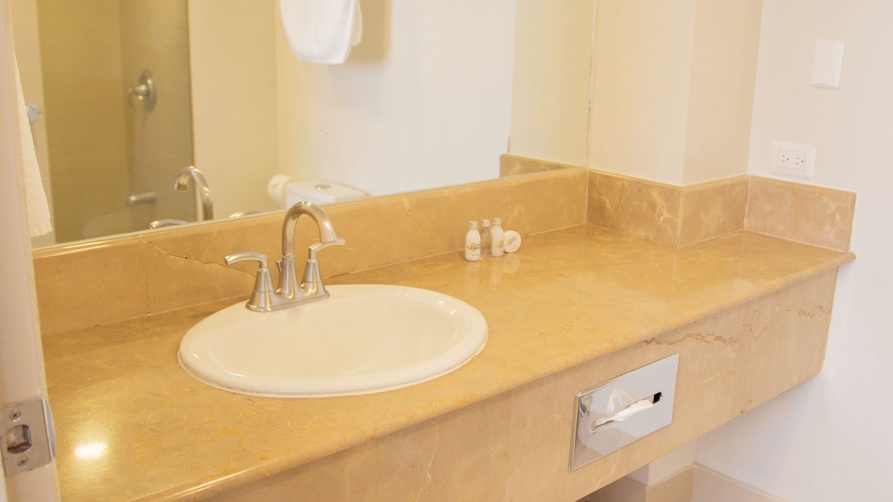 Photo of Bathroom in Amon