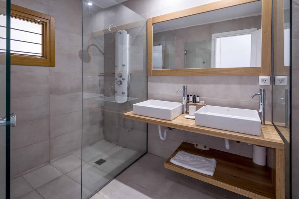 Photo of Bathroom in Kanapitsa