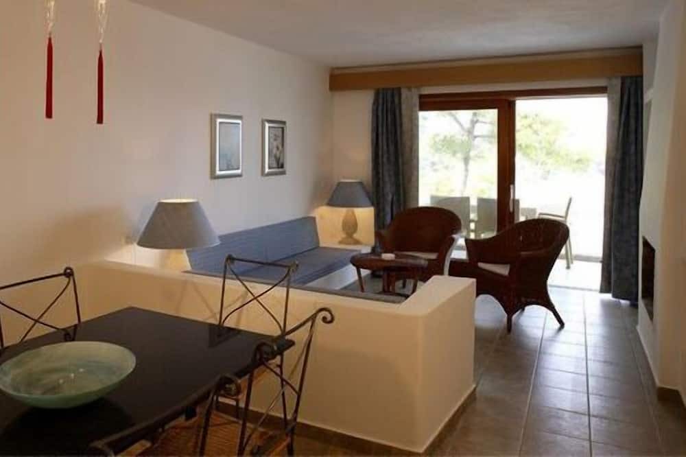Photo of Livingroom in Kanapitsa