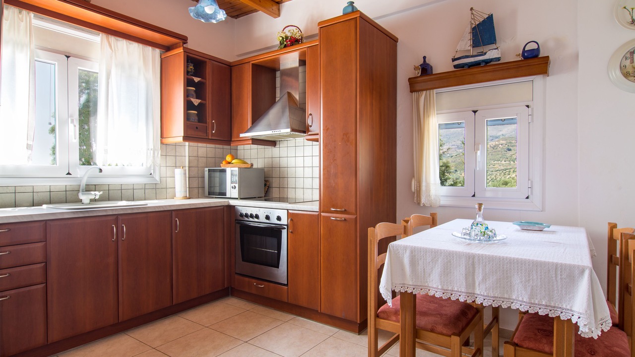 Photo of Kitchen in Lefkogeia