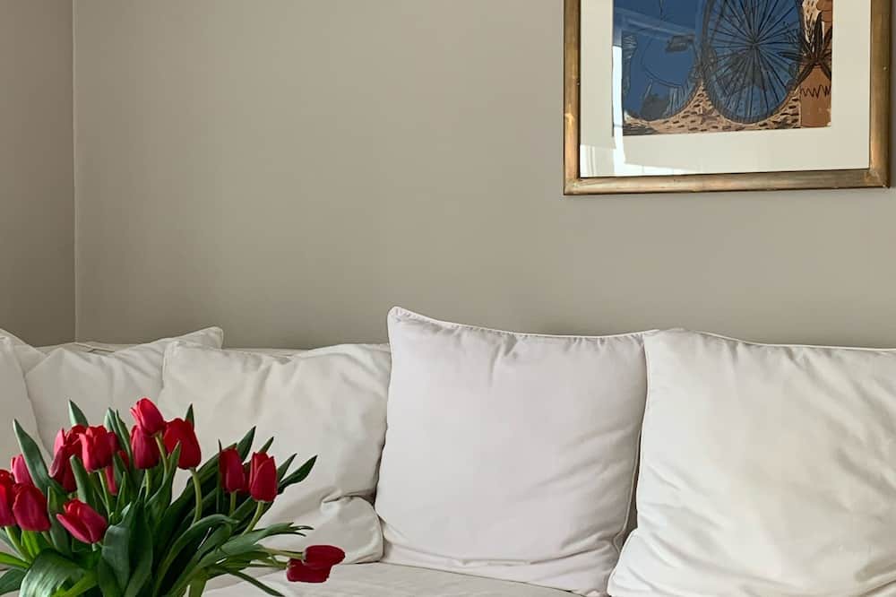 Photo of Livingroom in Saronida