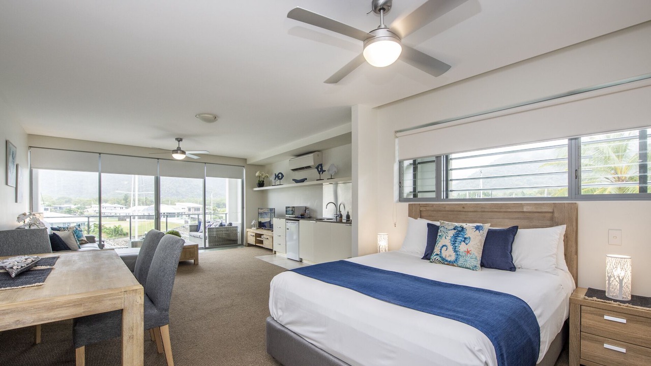 Photo of Bedroom in Nelly Bay