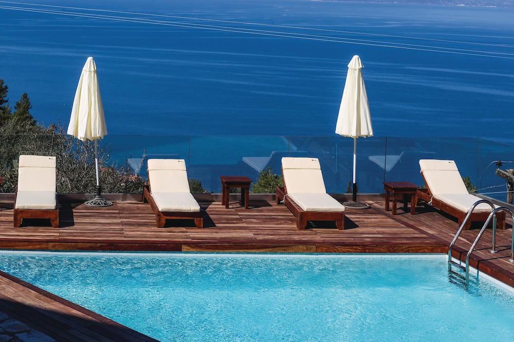 Photo of Outdoor in Paralia Porovitsis