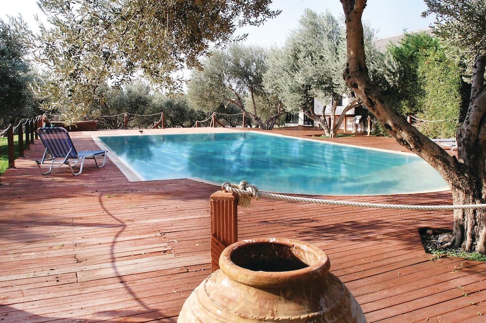 Photo of Outdoor in Eretria