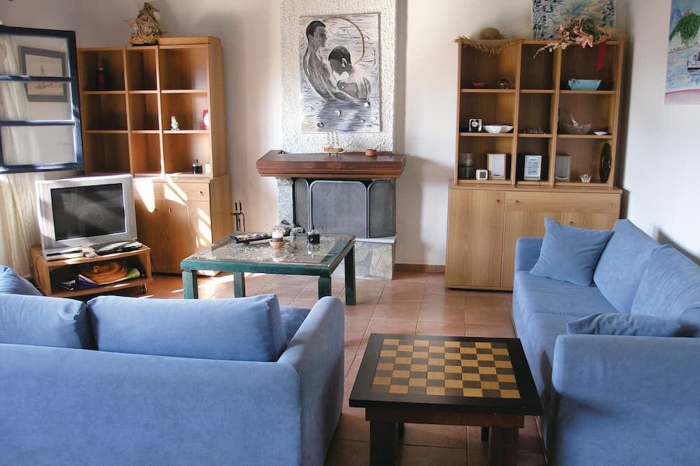 Photo of Bedroom in Eretria