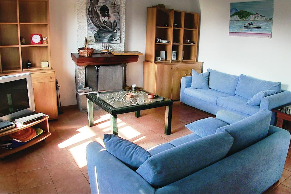 Photo of Bedroom in Eretria