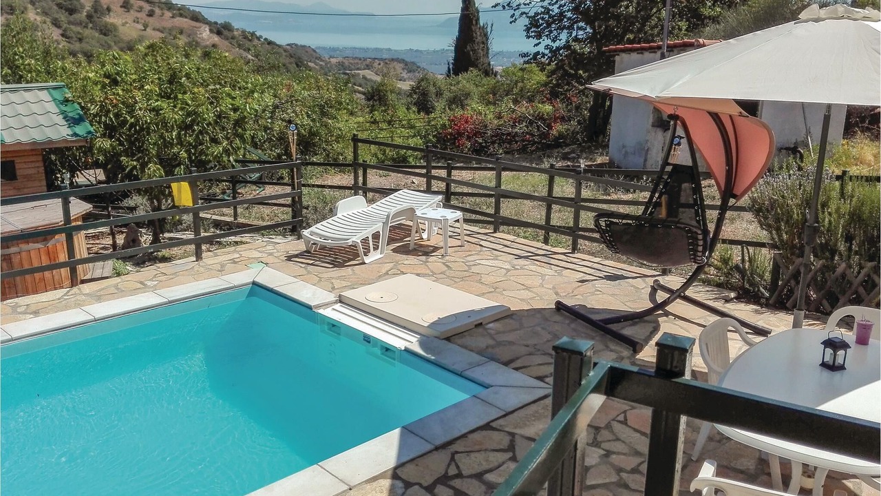 Photo of Outdoor in Molos