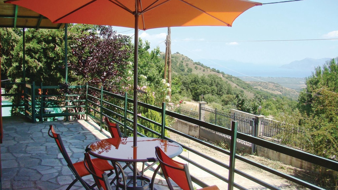 Photo of Outdoor in Molos