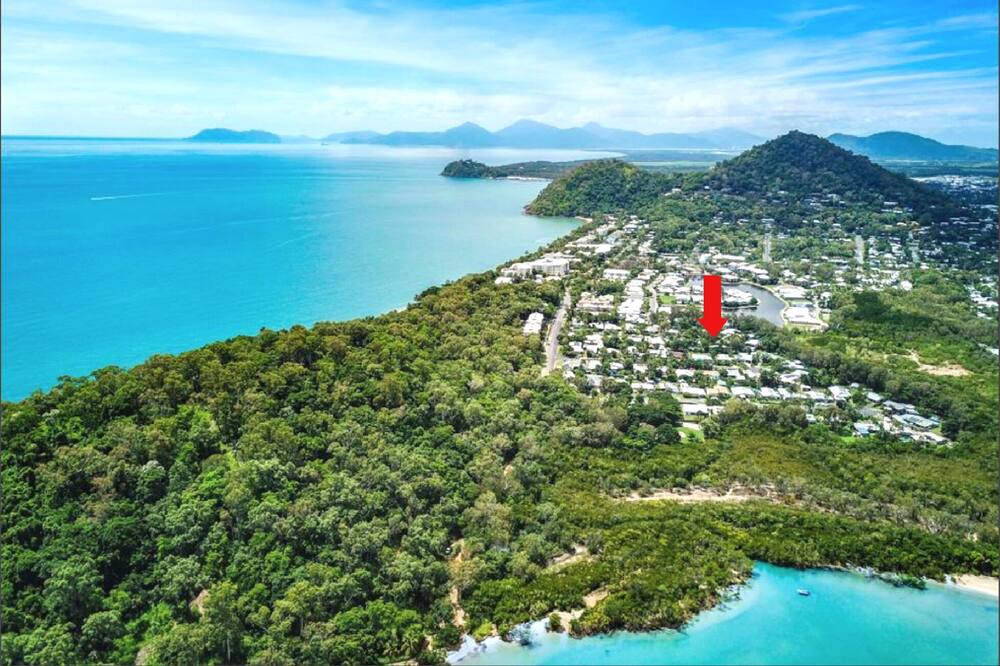Photo of Others in Trinity Beach