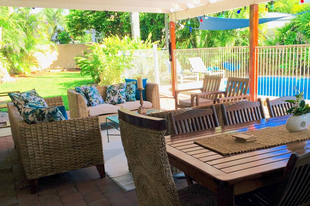 Photo of Patio Balcony in Trinity Beach
