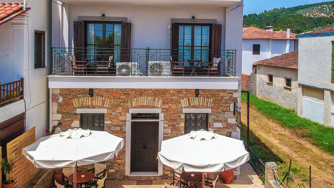 Photo of Outdoor in Platania