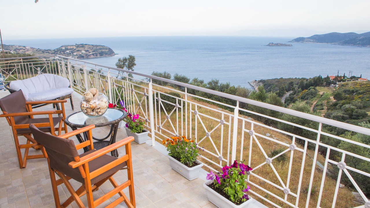 Photo of Patio Balcony in Agii Apostoli
