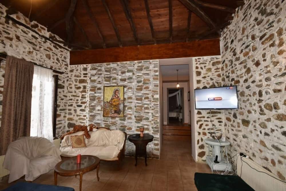 Photo of Livingroom in Pella Region