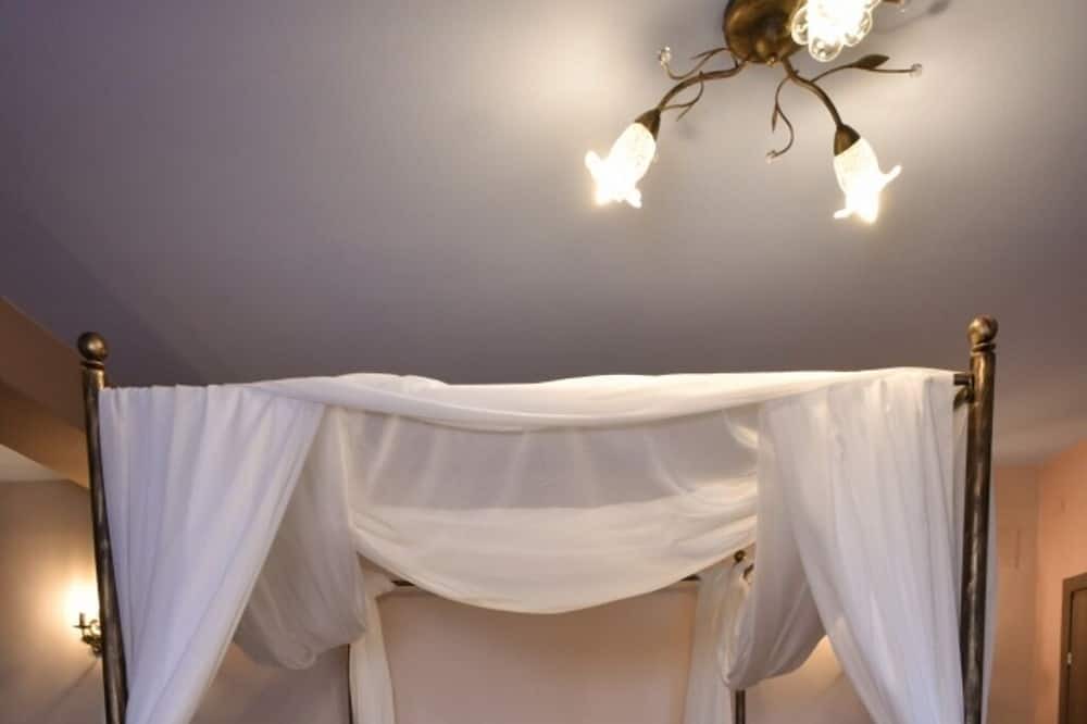 Photo of Bedroom in Pella Region