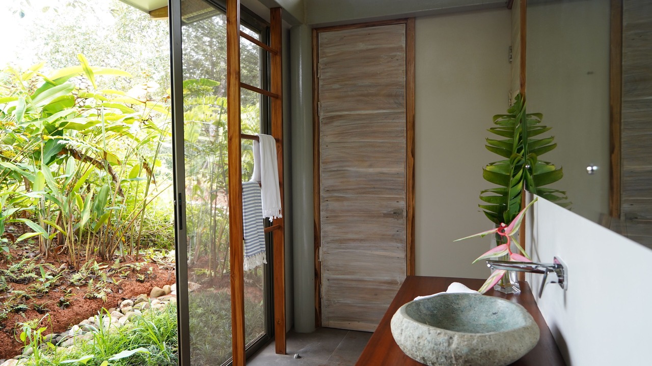 Photo of Bathroom in Golfito