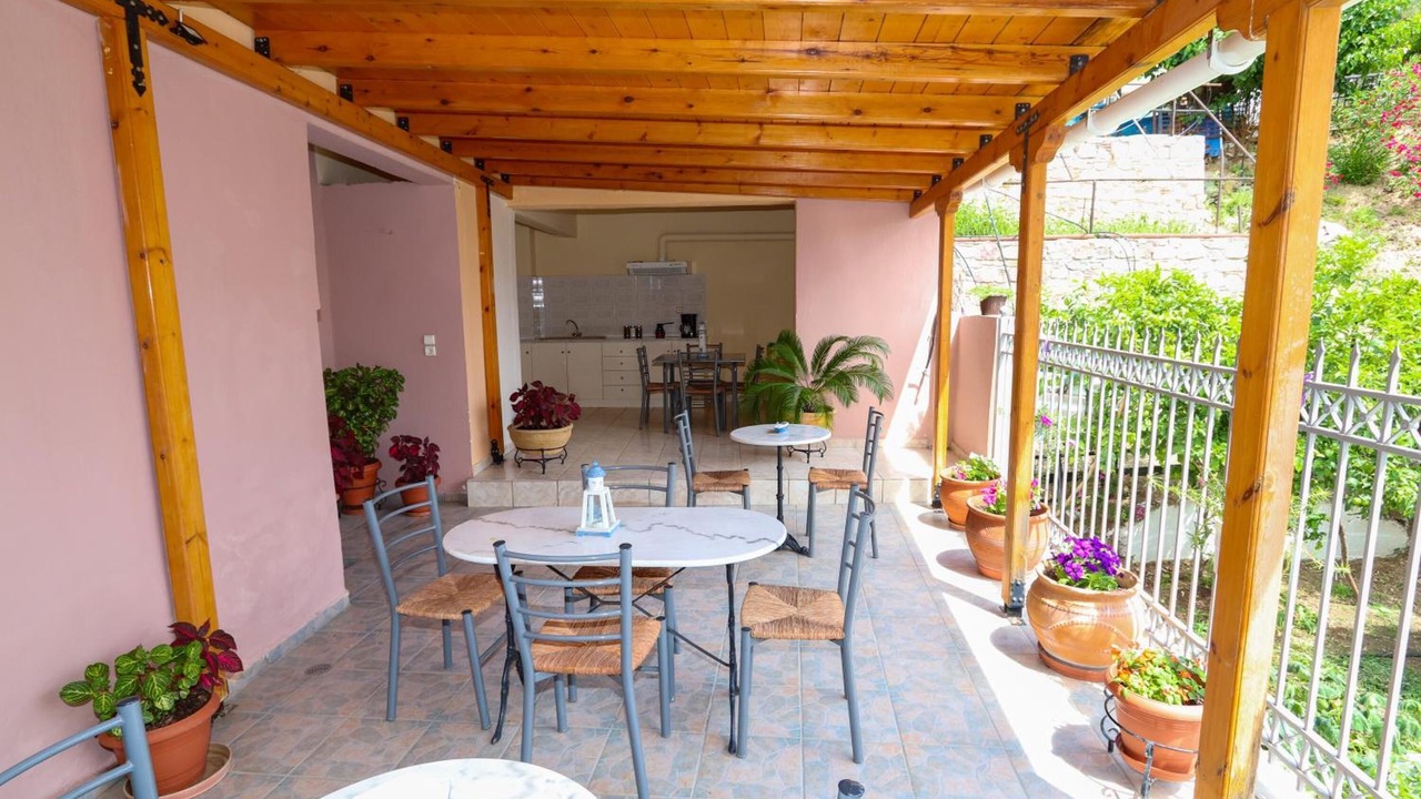 Photo of Patio Balcony in Loutra Edipsou