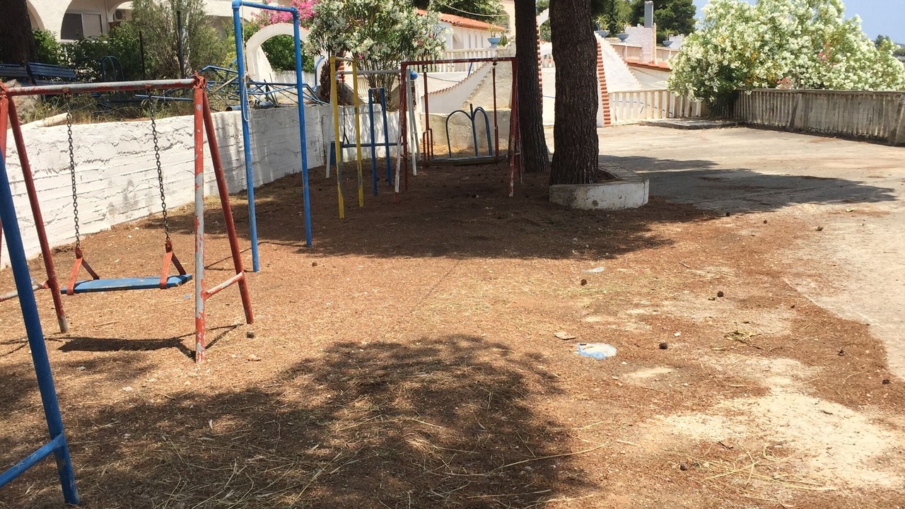 Photo of Others in Eretria